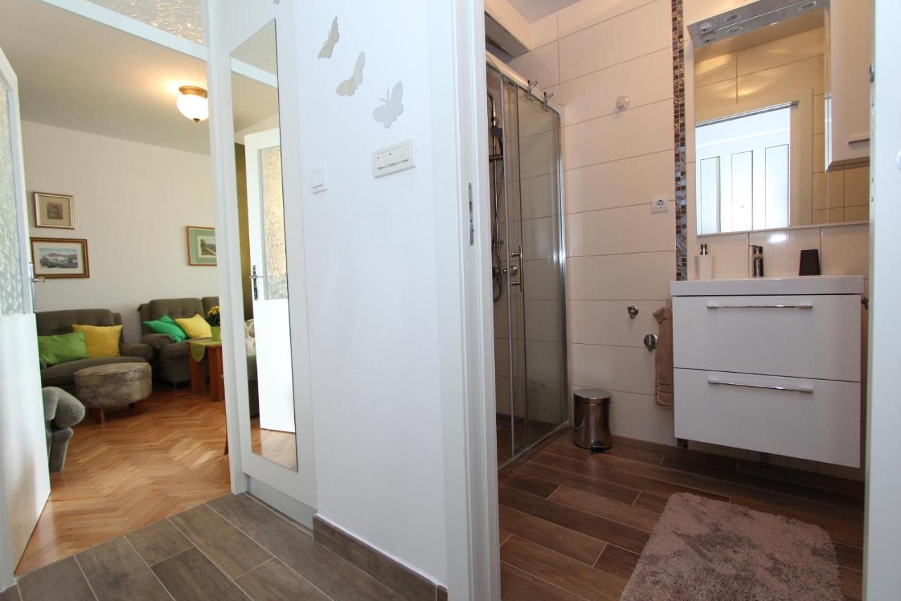 Apartment Elia Rovinj Buitenkant foto